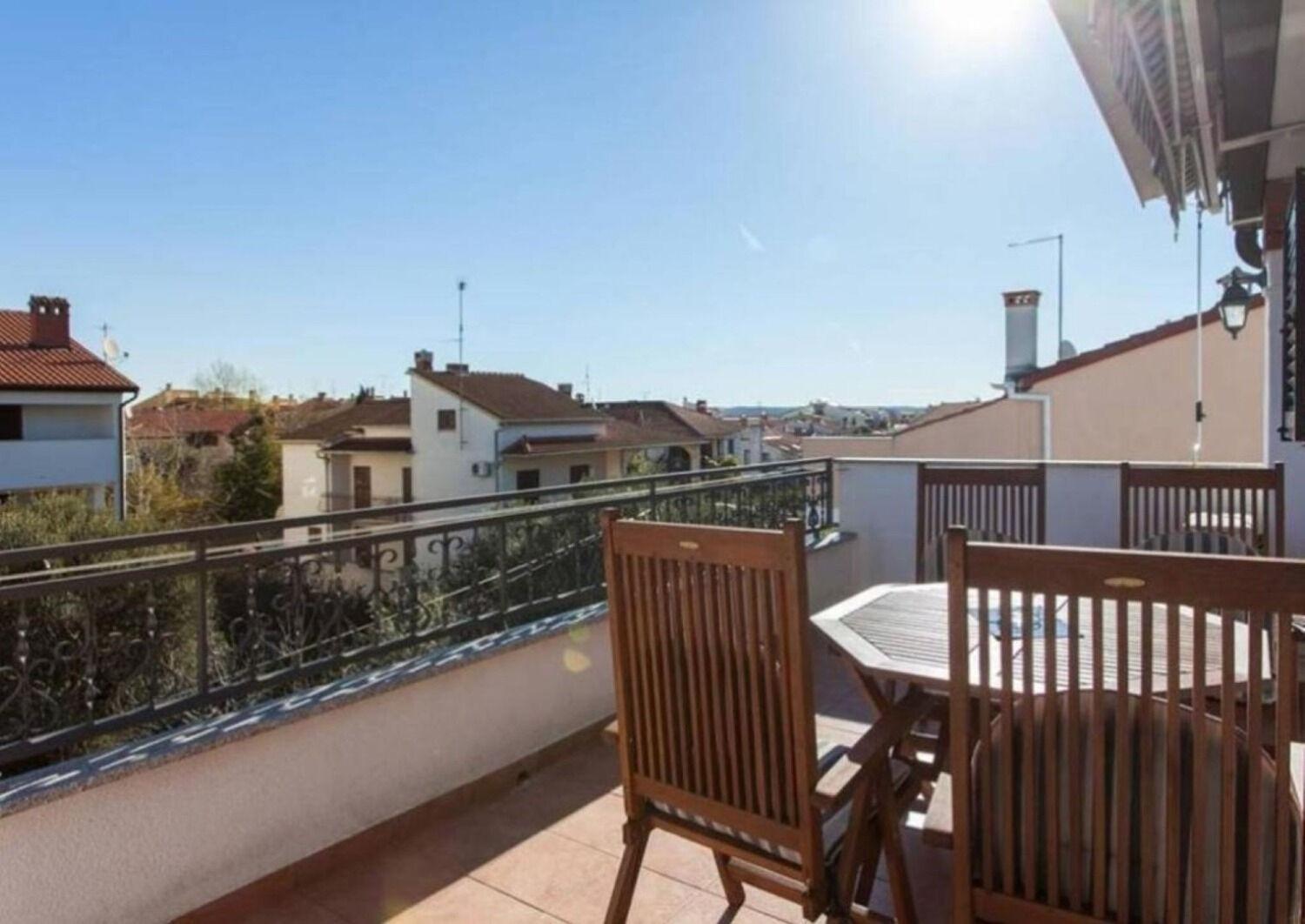 Apartments Berto - 500M To The Beach Rovinj Exterior photo